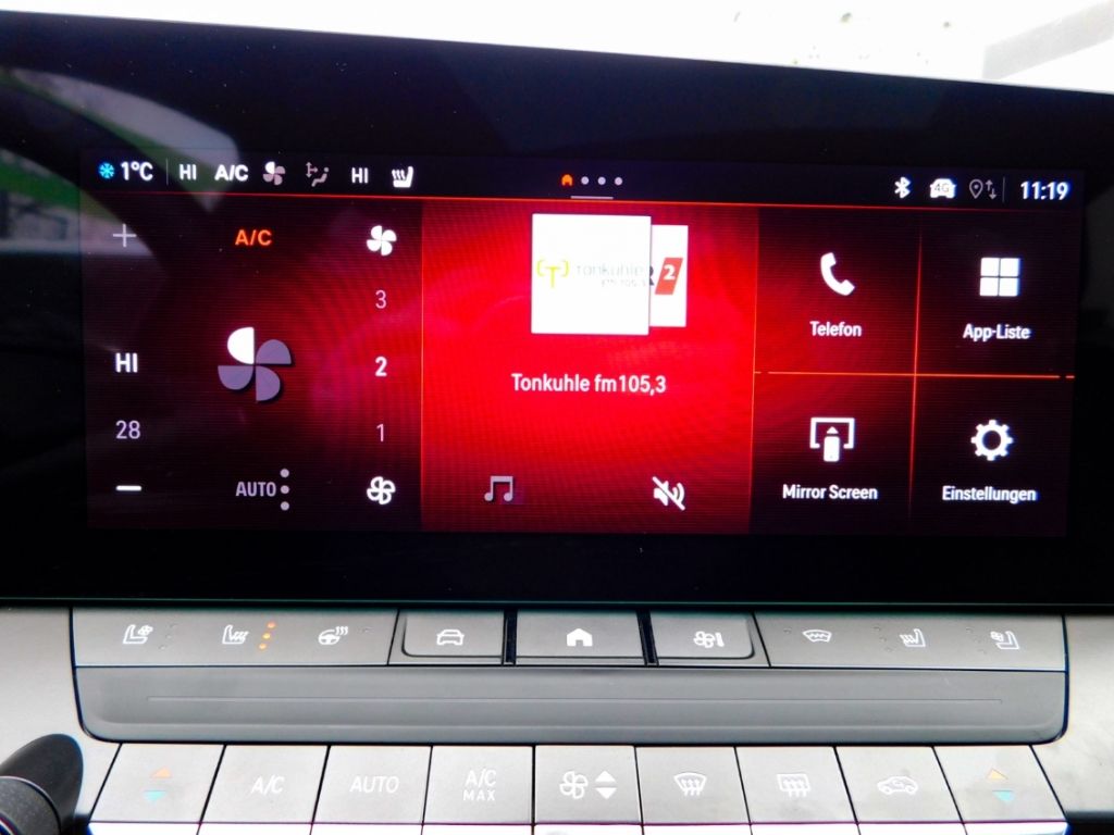 Fahrzeugabbildung Opel Astra L ST Automatik Ultimate Panoramadach Lede