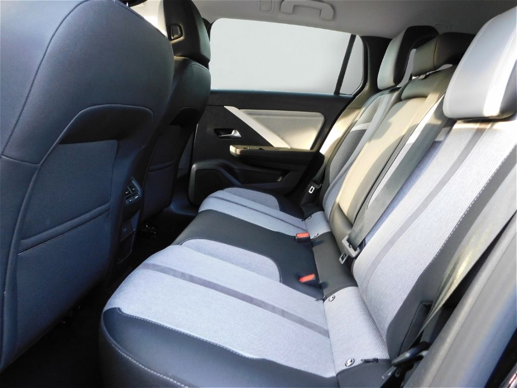 Fahrzeugabbildung Opel Astra L ST GS Plug-in-Hybrid 2xKamera Navi Somme