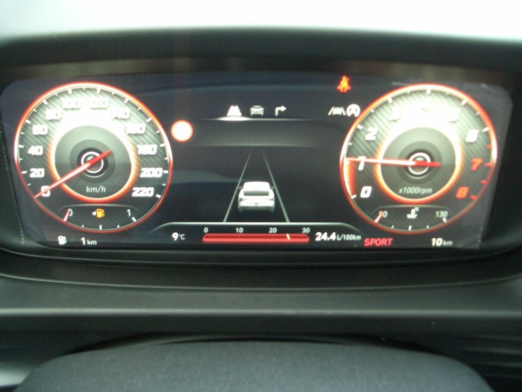 Fahrzeugabbildung Hyundai i20 Facelift MJ25 1.0 Trend, Navigation