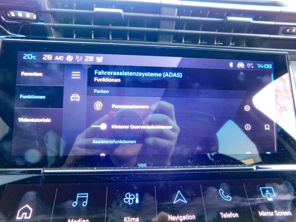 Fahrzeugabbildung Peugeot 408 Plug-in-Hybrid 225 GT Matrix-LED 360 Kamera