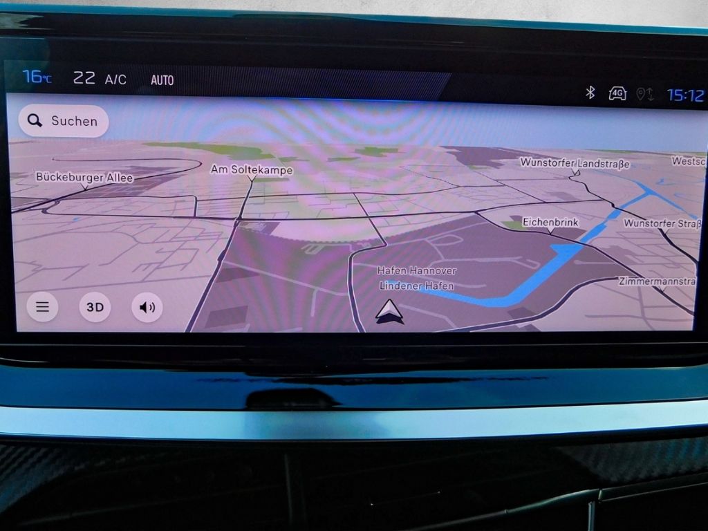 Fahrzeugabbildung Peugeot 2008 Navi 360° Kamera Sitz-Hzg Ganzjahresreifen