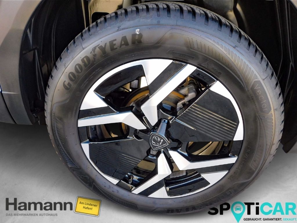 Fahrzeugabbildung Peugeot 2008 Navi 360° Kamera Sitz-Hzg Ganzjahresreifen