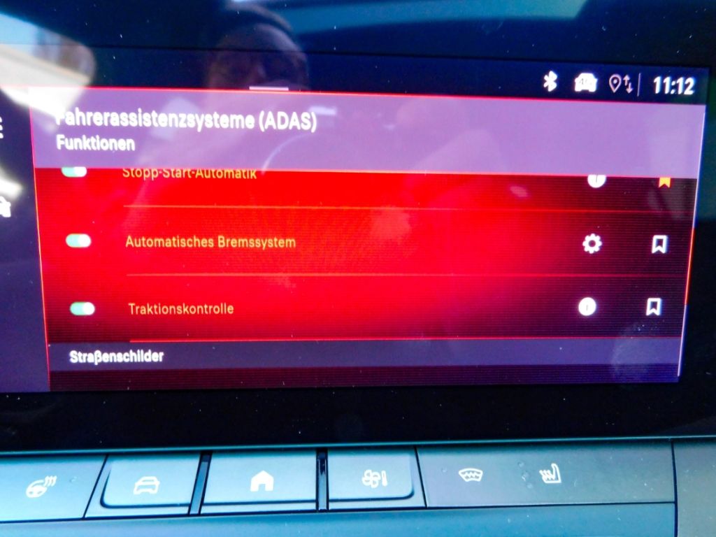 Fahrzeugabbildung Opel Astra L Automatik Ultimate  AHK Panorama Headup