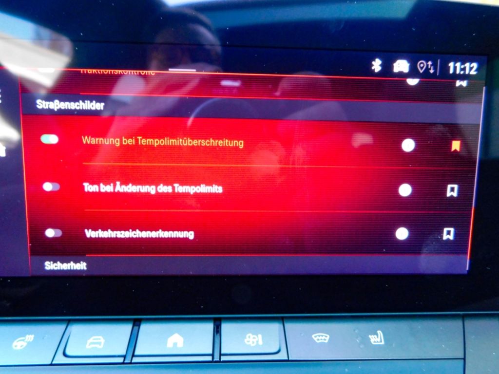 Fahrzeugabbildung Opel Astra L Automatik Ultimate  AHK Panorama Headup