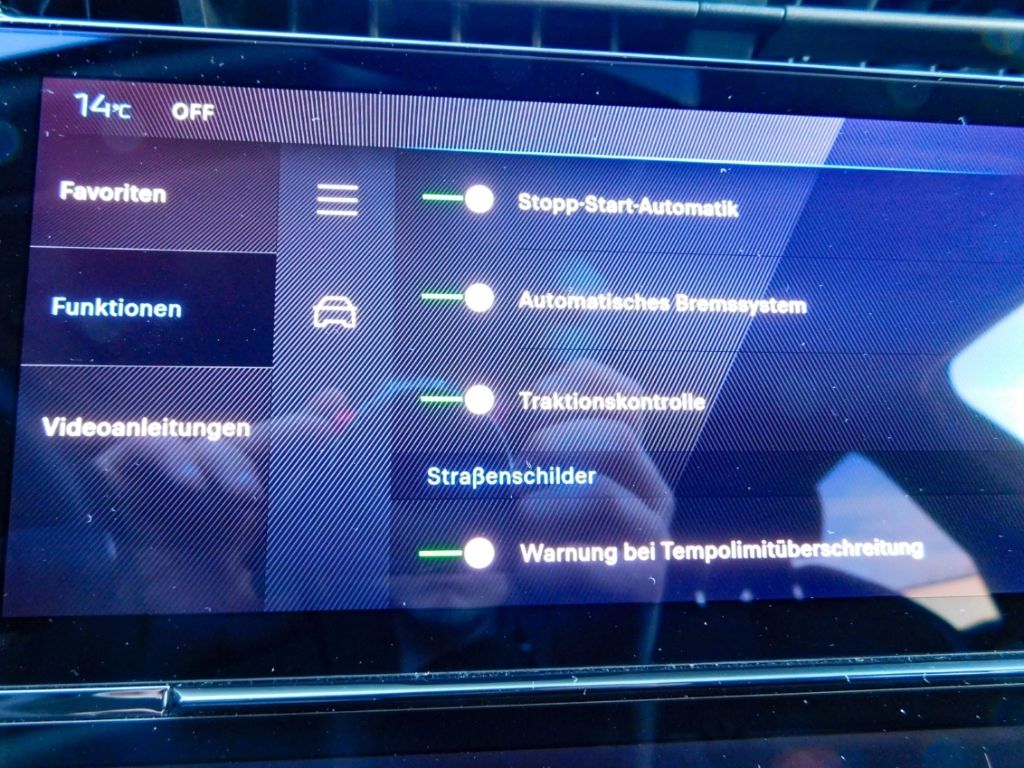 Fahrzeugabbildung Peugeot 308 SW Allure Navi Sitz-Hzg Carplay Ganzjahresre