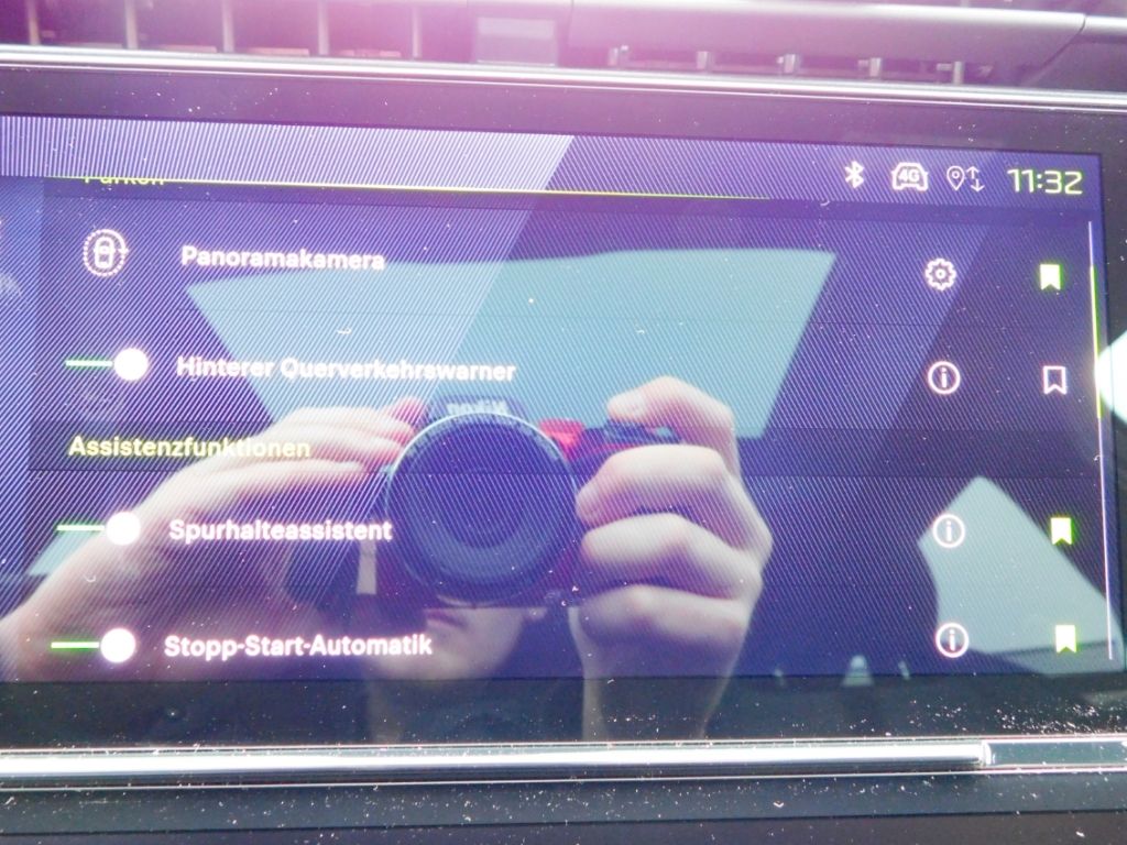 Fahrzeugabbildung Peugeot 308 SW GT Diesel 360° Kamera Automatik Ganzjahre