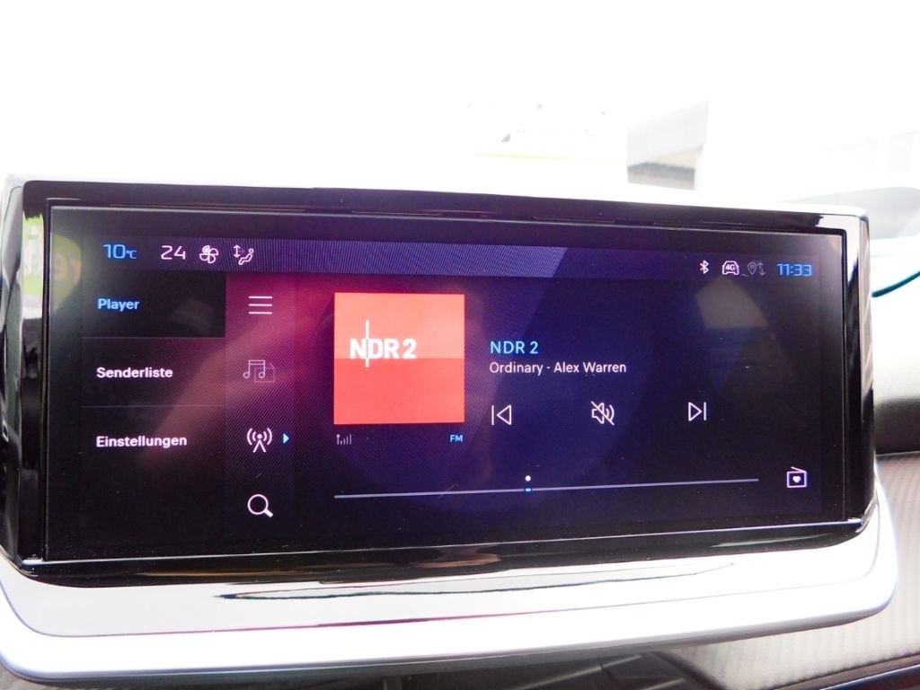 Fahrzeugabbildung Peugeot 208 Hybrid 100 Allure Rückfahrkamera Allwetterre