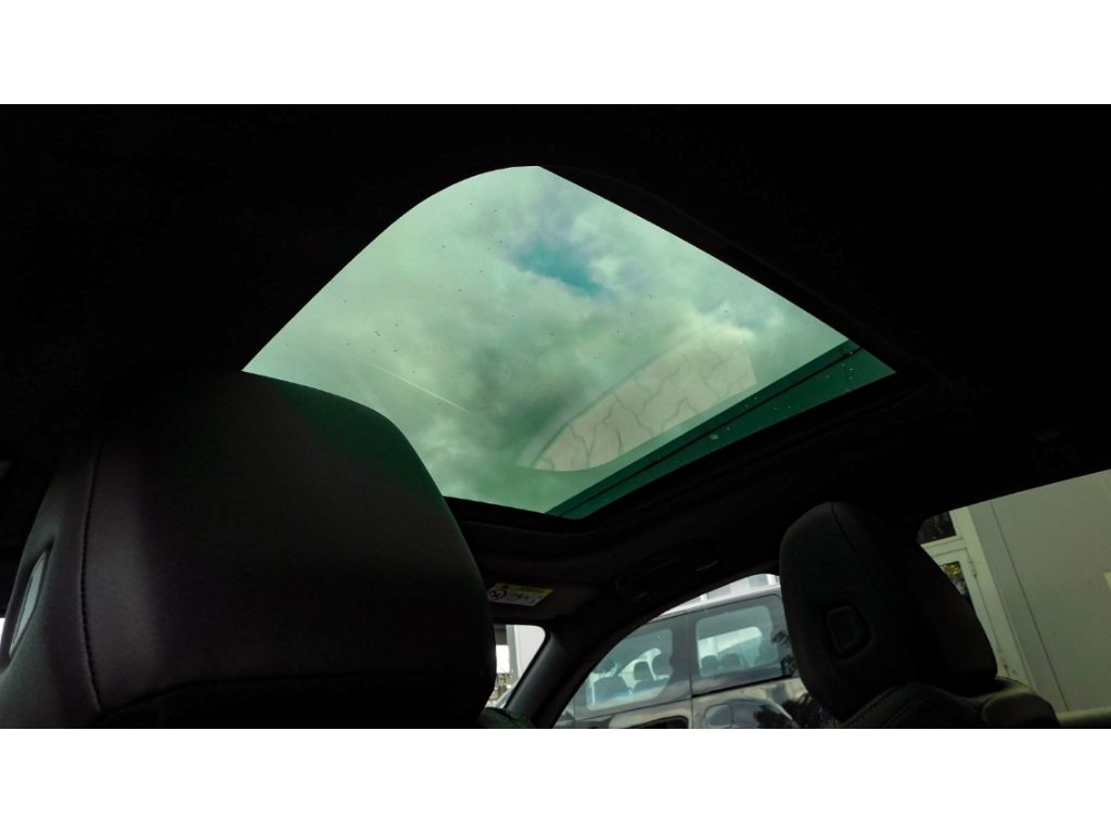 Fahrzeugabbildung Opel Astra L ST Automatik Ultimate  Panoramadach Lede