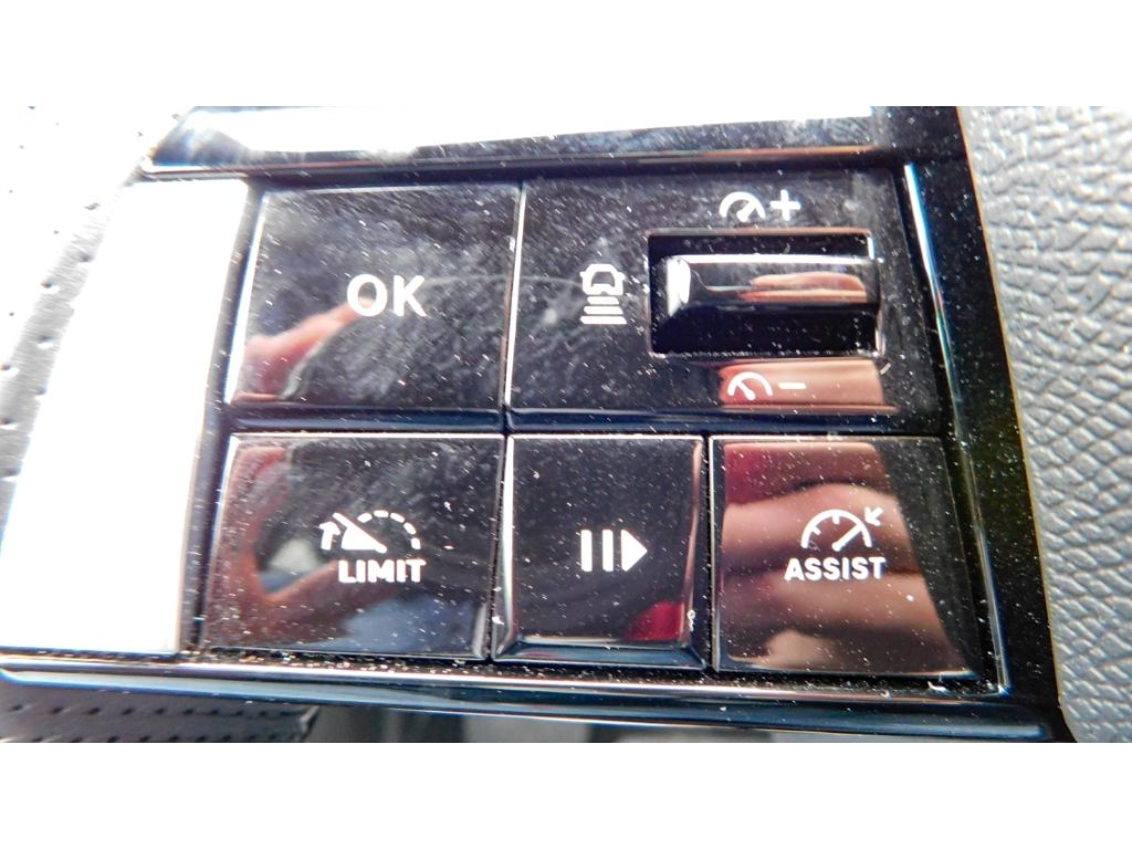 Fahrzeugabbildung Opel Astra L ST Automatik Ultimate  Panoramadach Lede