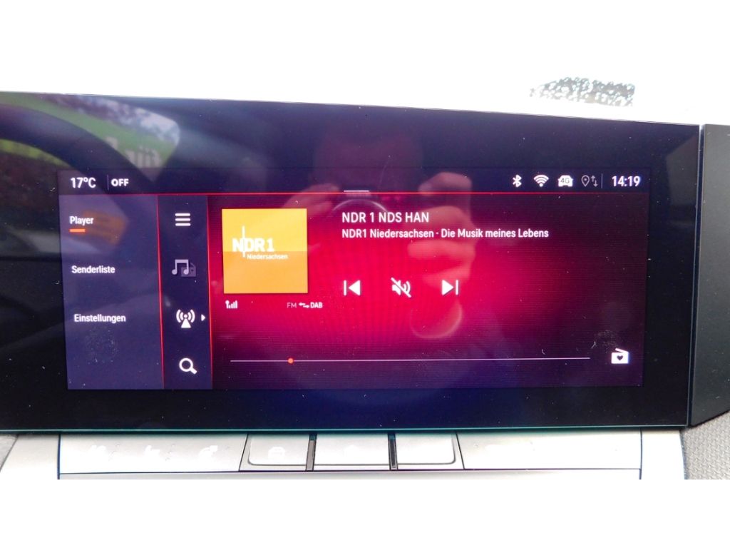 Fahrzeugabbildung Opel Astra L ST Automatik Ultimate  Panoramadach Lede