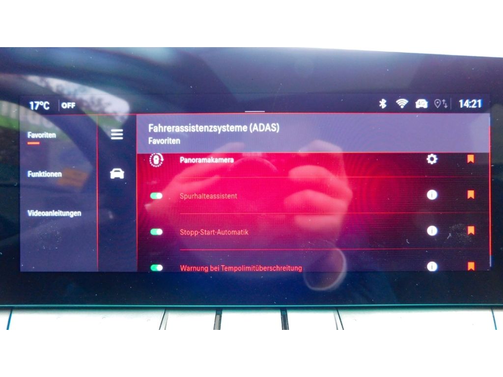 Fahrzeugabbildung Opel Astra L ST Automatik Ultimate  Panoramadach Lede