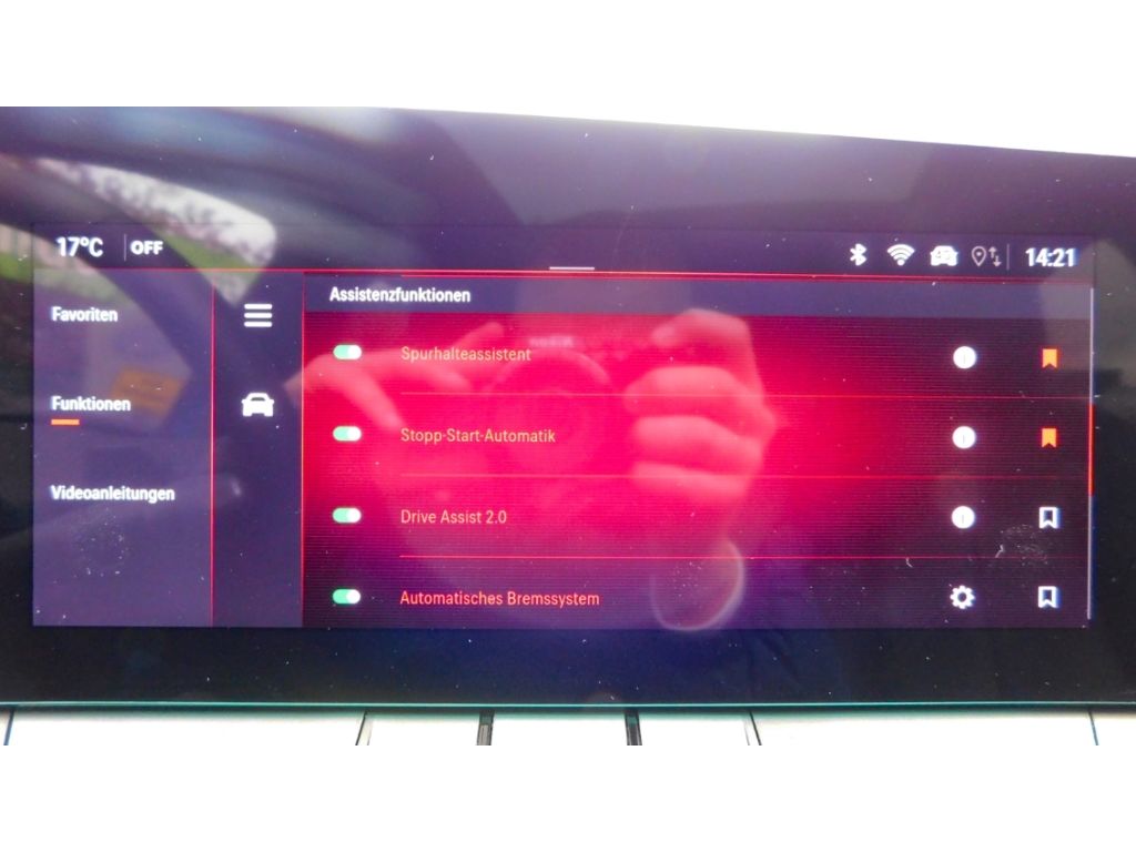 Fahrzeugabbildung Opel Astra L ST Automatik Ultimate  Panoramadach Lede