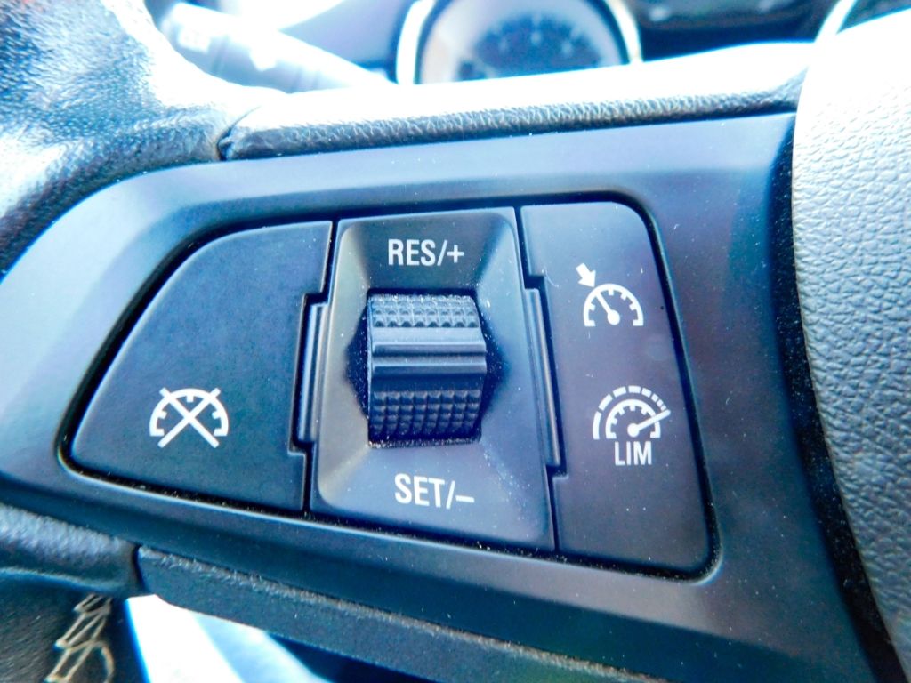 Fahrzeugabbildung Opel Astra K ST 1.2 Turbo Navi Sitz-Hzg Kamera