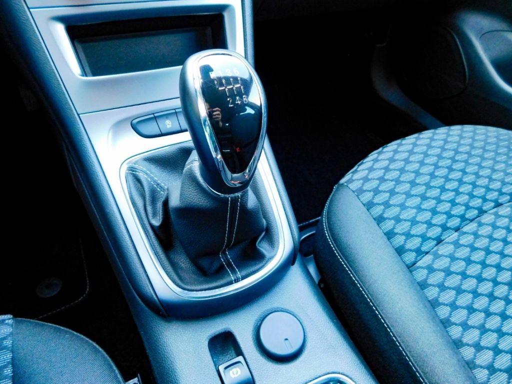 Fahrzeugabbildung Opel Astra K ST 1.2 Turbo Navi Sitz-Hzg Kamera