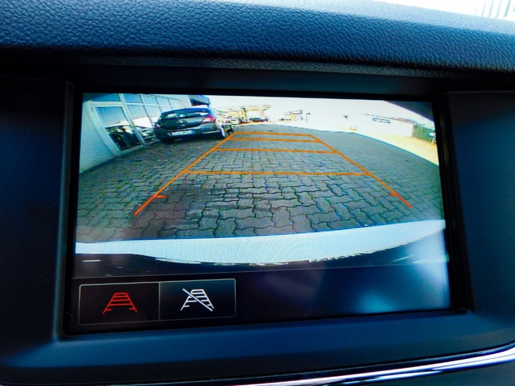 Fahrzeugabbildung Opel Astra K ST 1.2 Turbo Navi Sitz-Hzg Kamera