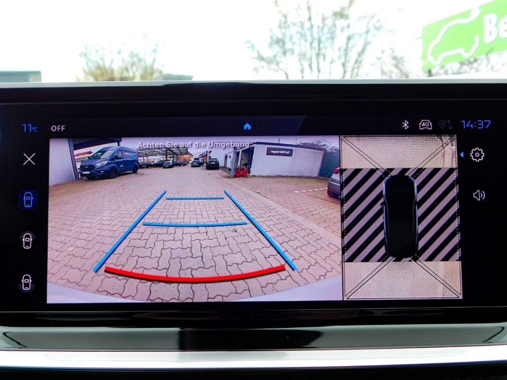 Fahrzeugabbildung Peugeot 2008 Hybrid 136 GT 2x Kamera ACC Navi Ganzjahres