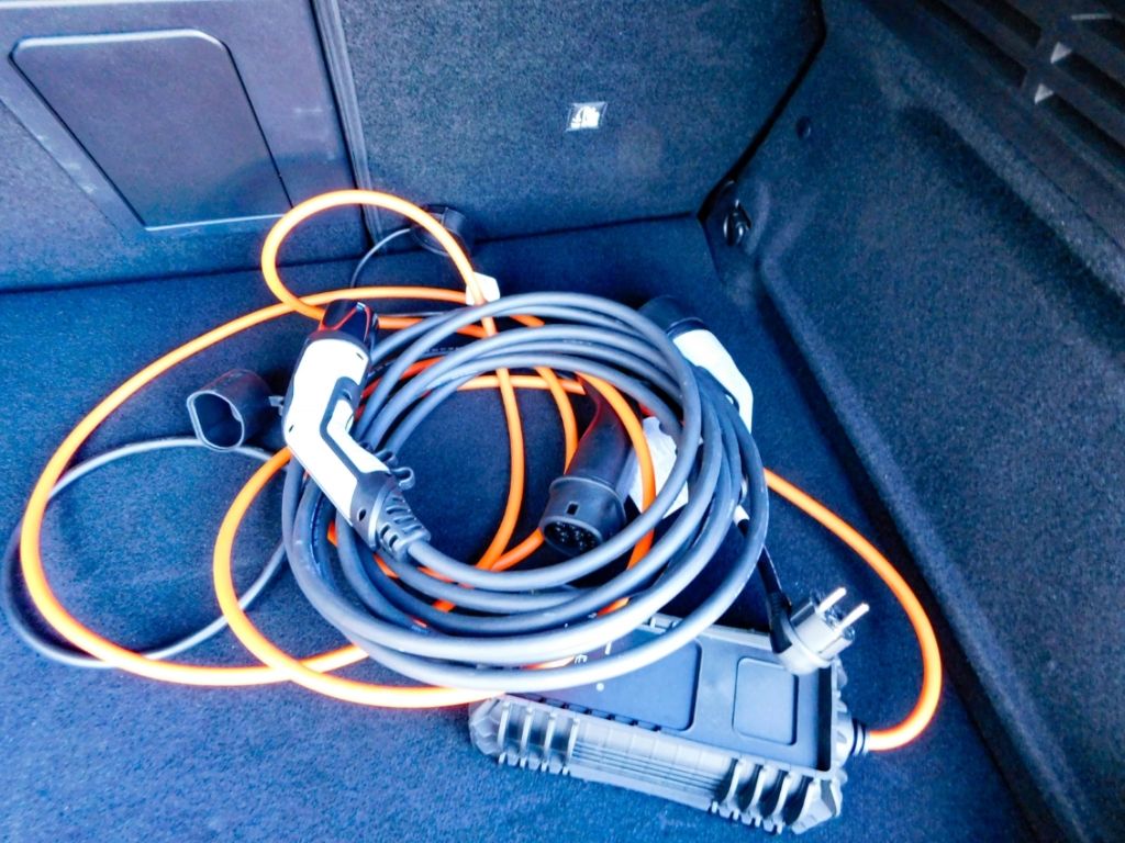 Fahrzeugabbildung Opel Astra L GS Plug-in-Hybrid 2xKamera Navi Sommer&W