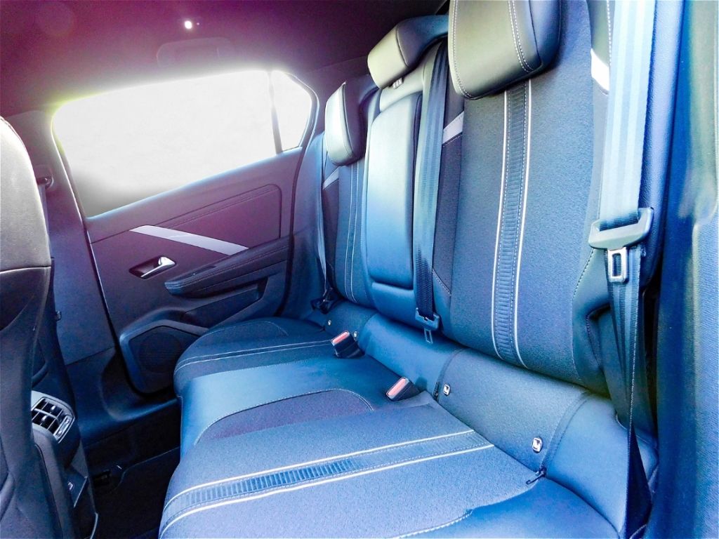 Fahrzeugabbildung Opel Astra L GS Plug-in-Hybrid 2xKamera Navi Sommer&W