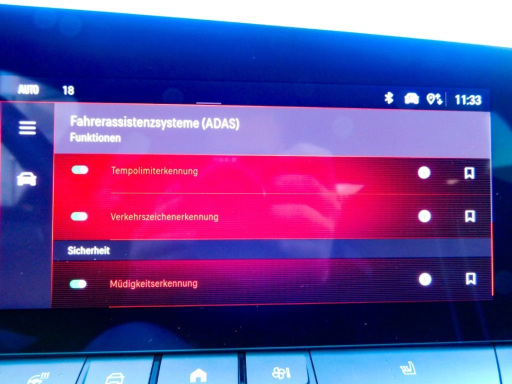 Fahrzeugabbildung Opel Astra L GS Plug-in-Hybrid 2xKamera Navi Sommer&W