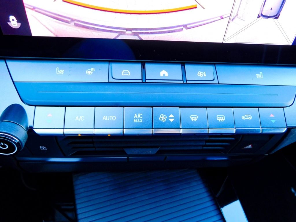 Fahrzeugabbildung Opel Astra L GS Plug-in-Hybrid 2xKamera Navi Sommer&W