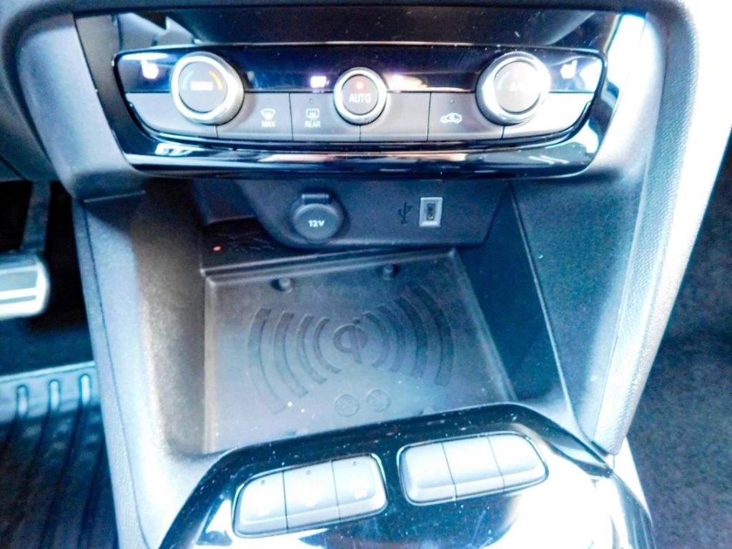 Fahrzeugabbildung Opel Corsa F GS Sitz-Hzg Rückfahrkamera Ganzjahresrei