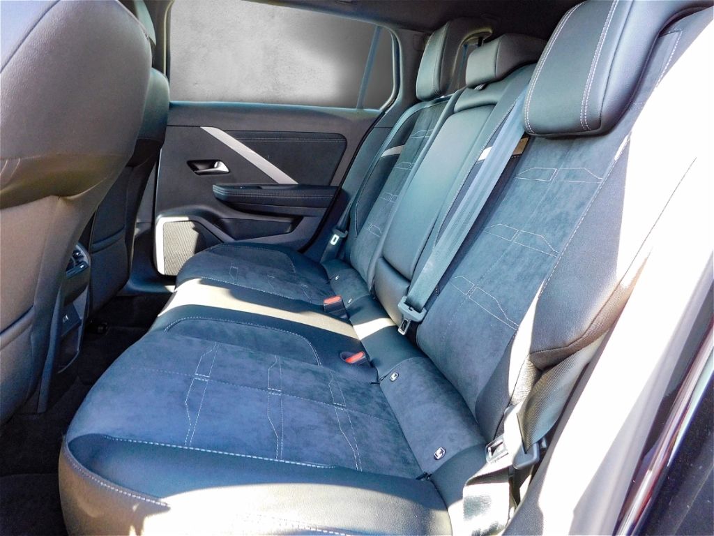 Fahrzeugabbildung Opel Astra L ST GS  Mild-Hybrid Pixel-LED Navi Sitz-H