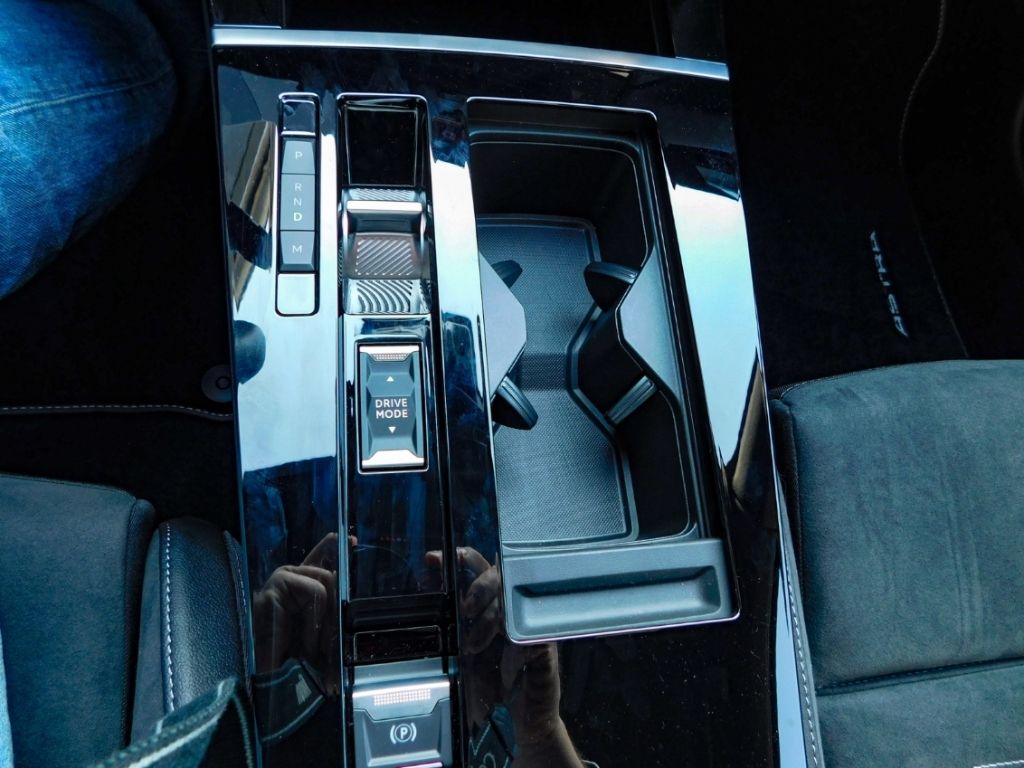 Fahrzeugabbildung Opel Astra L ST GS  Mild-Hybrid Pixel-LED Navi Sitz-H