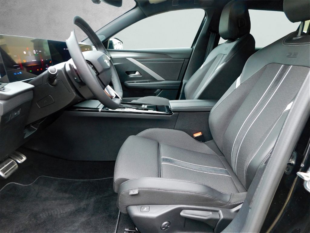 Fahrzeugabbildung Opel Astra L ST GS Line Plug-in-Hybrid Pixel LED Navi