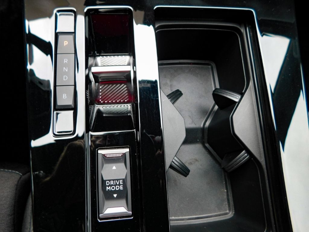 Fahrzeugabbildung Opel Astra L ST GS Line Plug-in-Hybrid Pixel LED Navi