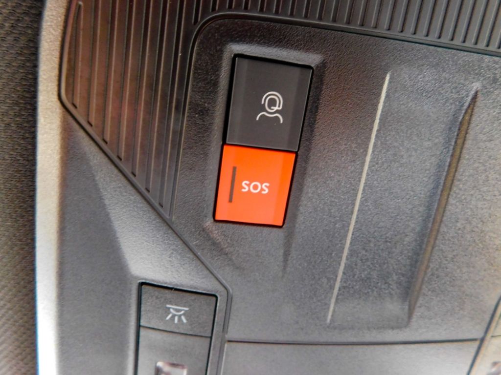 Fahrzeugabbildung Opel Astra L ST GS Line Plug-in-Hybrid Pixel LED Navi