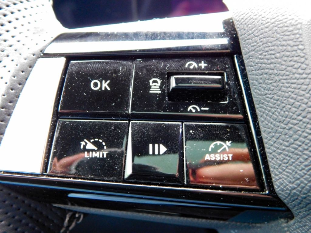 Fahrzeugabbildung Opel Astra L ST Automatik Ultimate  Panoramadach Lede