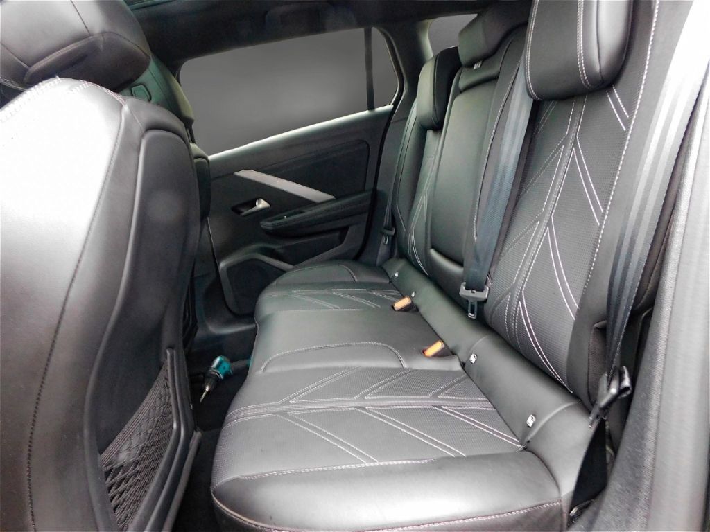 Fahrzeugabbildung Opel Astra L ST Automatik Ultimate  Panoramadach Lede