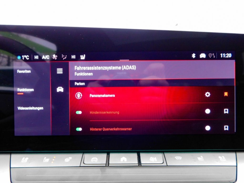 Fahrzeugabbildung Opel Astra L ST Automatik Ultimate  Panoramadach Lede