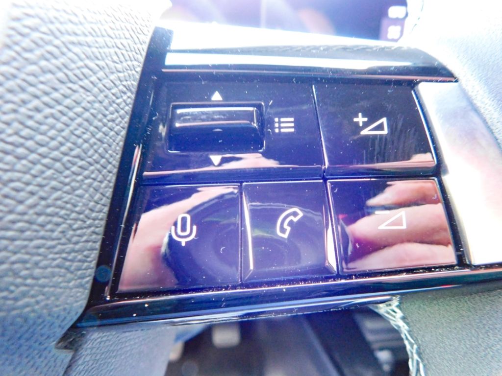 Fahrzeugabbildung Opel Astra L Sports Tourer Electric GS Pixel-LED Sitz