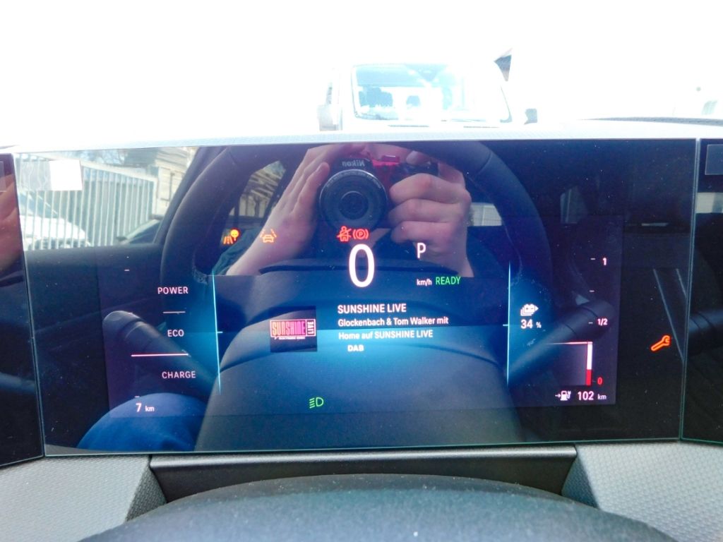 Fahrzeugabbildung Opel Astra L Sports Tourer Electric GS Pixel-LED Sitz