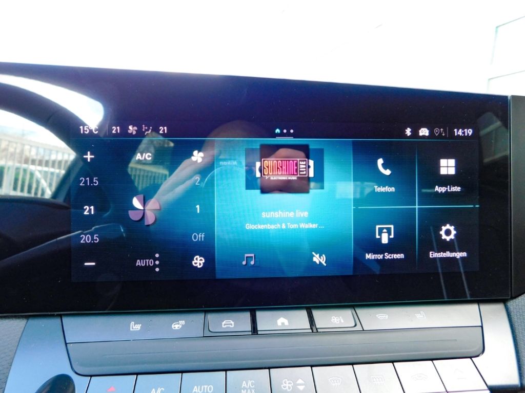 Fahrzeugabbildung Opel Astra L Sports Tourer Electric GS Pixel-LED Sitz