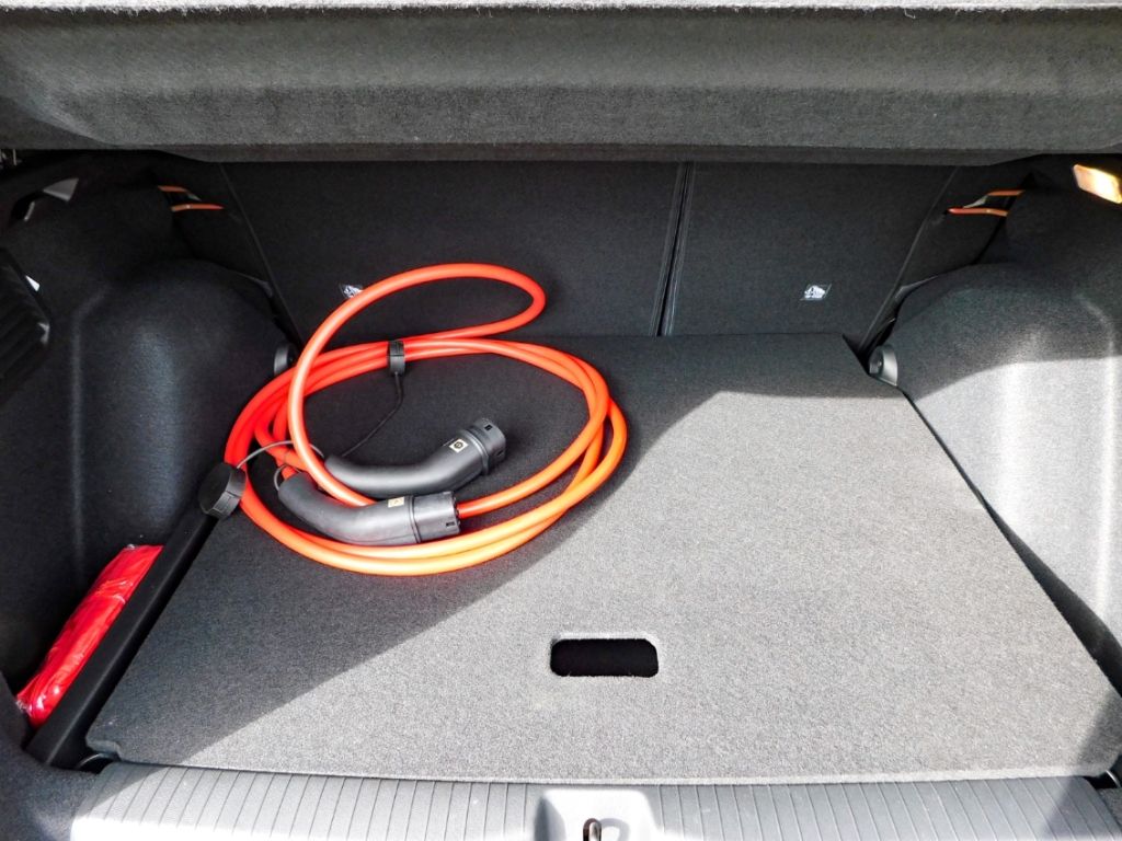 Fahrzeugabbildung Opel Frontera Electric GS 83 kW Sith-HZG Rückfahrkame