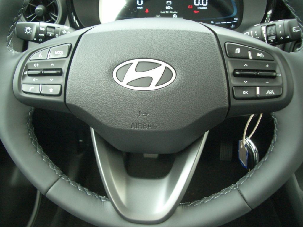 Fahrzeugabbildung Hyundai i10 Facelift MJ25 1.0 Trend Navigation Kamera