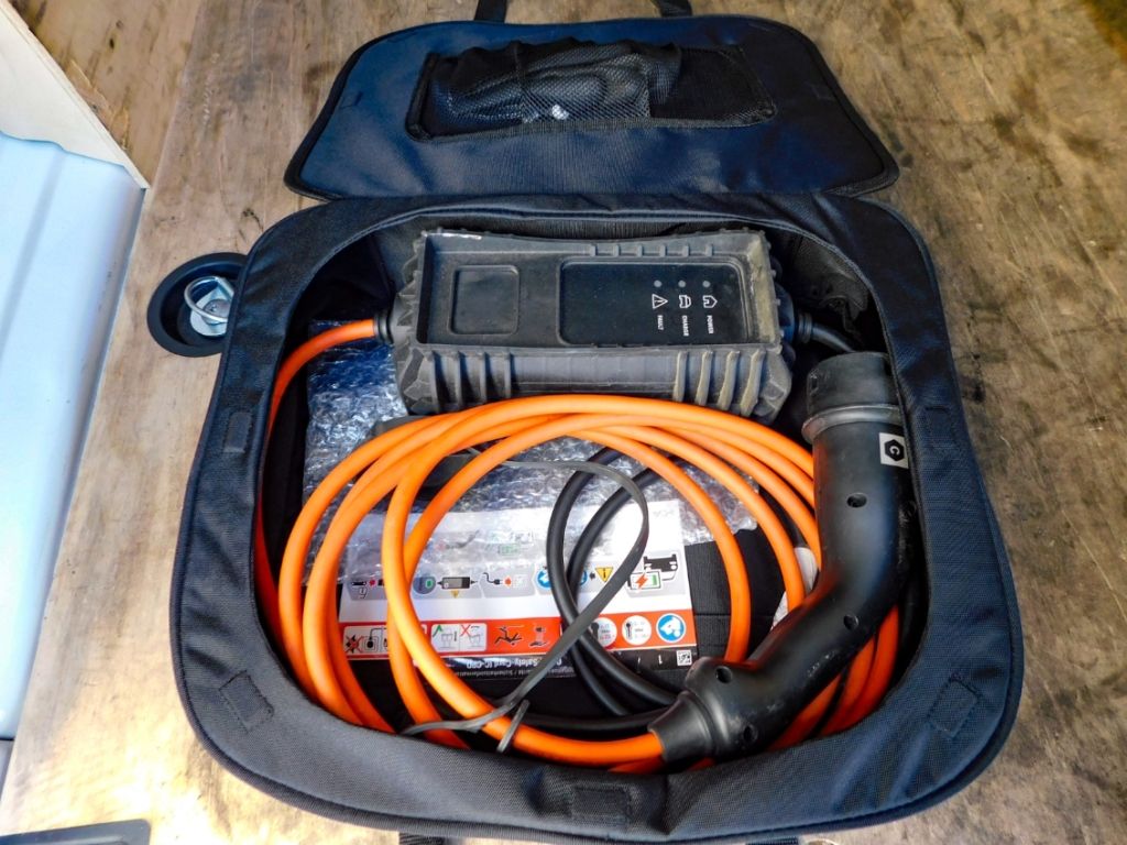 Fahrzeugabbildung Opel Vivaro Kasten -e Edition L Klimaanlage Bluetooth