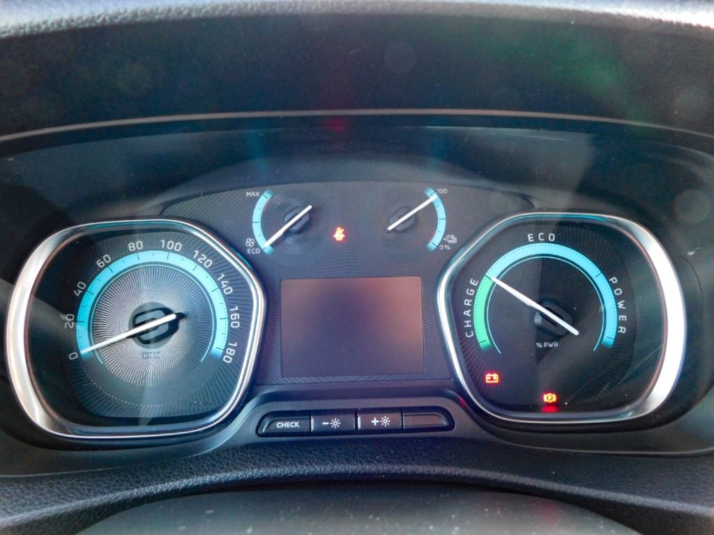 Fahrzeugabbildung Opel Vivaro Kasten -e Edition L Klimaanlage Bluetooth