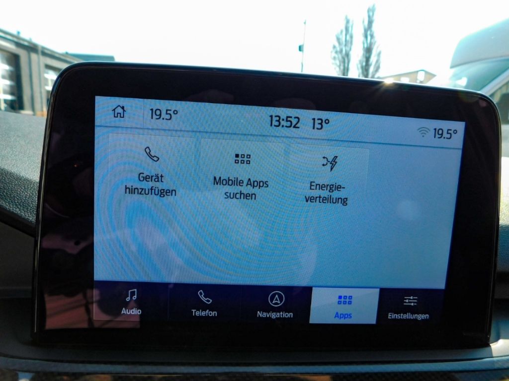Fahrzeugabbildung Ford Kuga Plug-In Hybrid ST-Line AHK Winterpaket Ganz