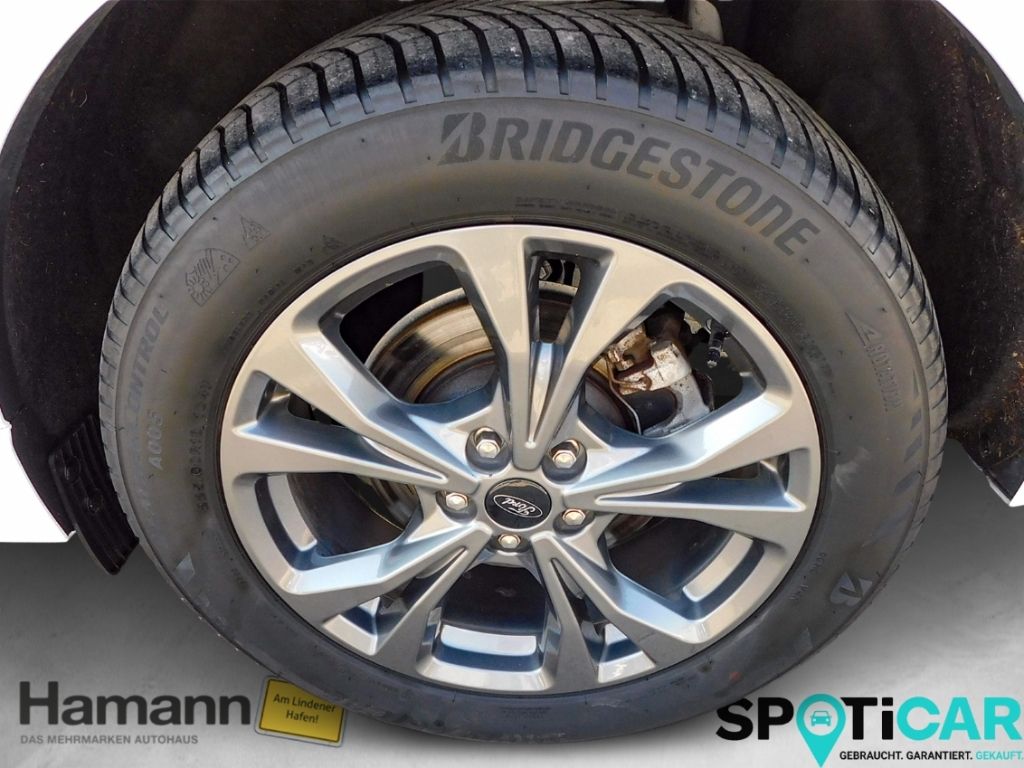 Fahrzeugabbildung Ford Kuga Plug-In Hybrid ST-Line AHK Winterpaket Ganz
