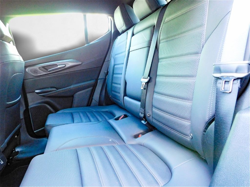 Fahrzeugabbildung Alfa Romeo Tonale Veloce 1.5 360* Sitz-HZG Harman Kardon