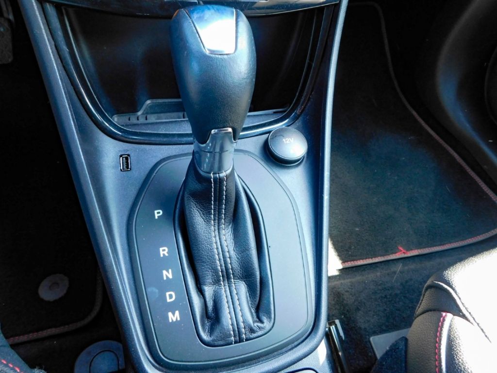 Fahrzeugabbildung Ford Puma ST-Line X 1,0 114KW 155PS LED AHK Winterpak