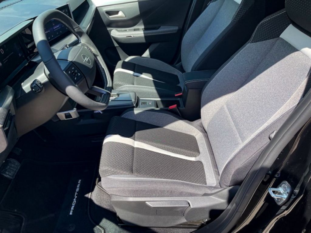 Fahrzeugabbildung Opel Frontera Ultimate 1.2 Mild-Hybrid Navi 2x Kamera