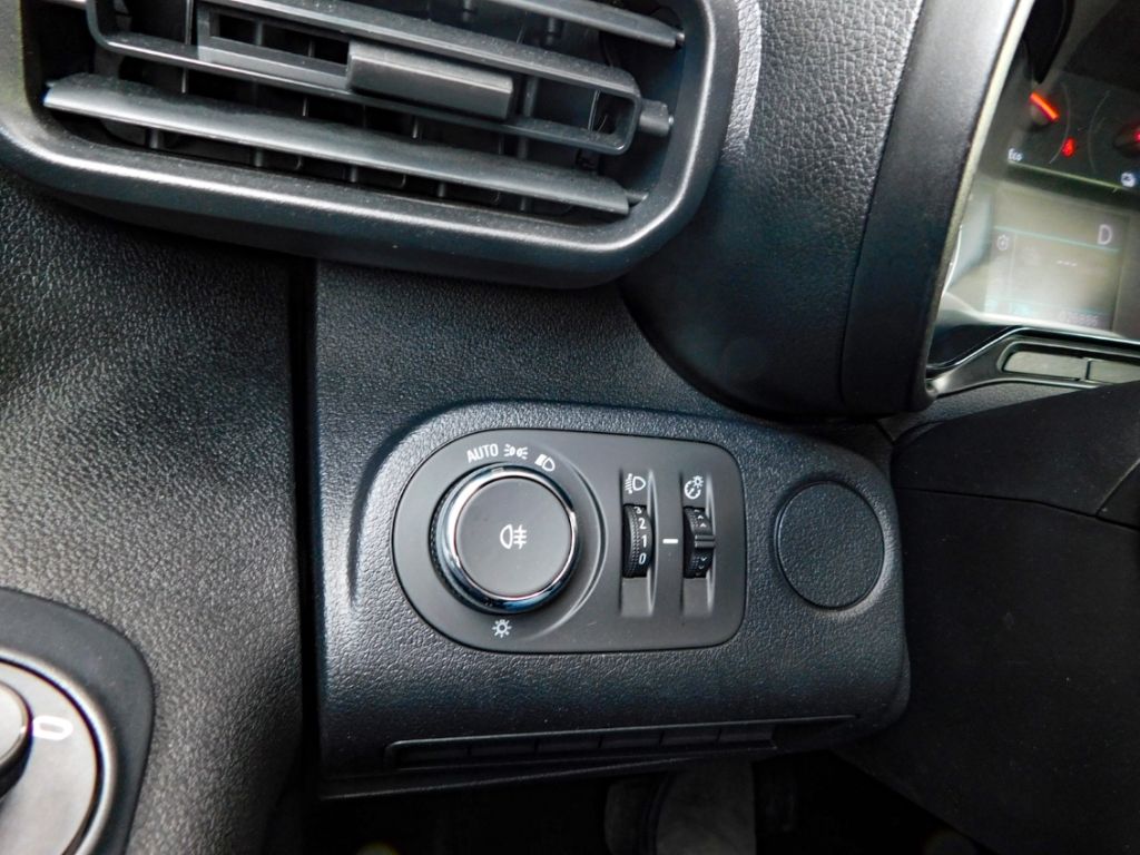 Fahrzeugabbildung Opel Combo E Cargo - e Edition 11kw Charger Apple-Car