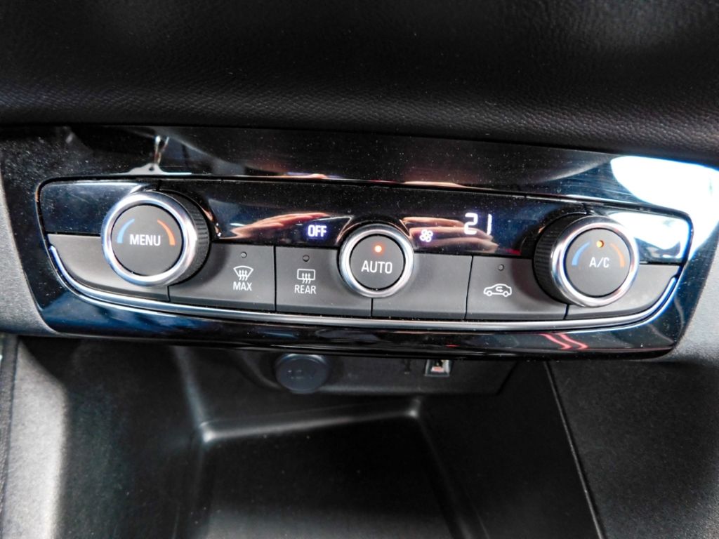 Fahrzeugabbildung Opel Corsa F GS 1.2 Turbo Navi 2x Kamera