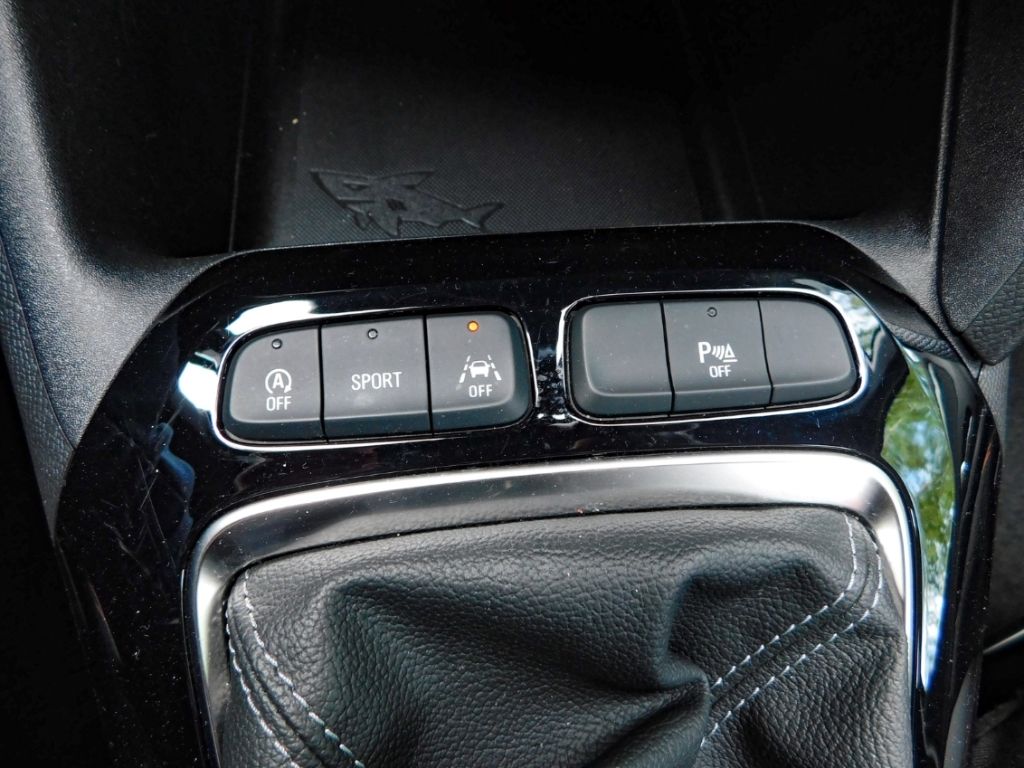 Fahrzeugabbildung Opel Corsa F GS 1.2 Turbo Navi 2x Kamera