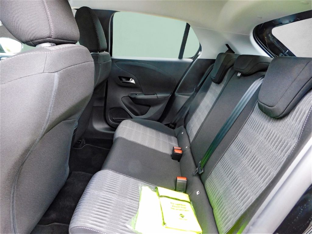 Fahrzeugabbildung Opel Corsa F Edition 1.2 Turbo Kamera Sitzhzg Ganzjah