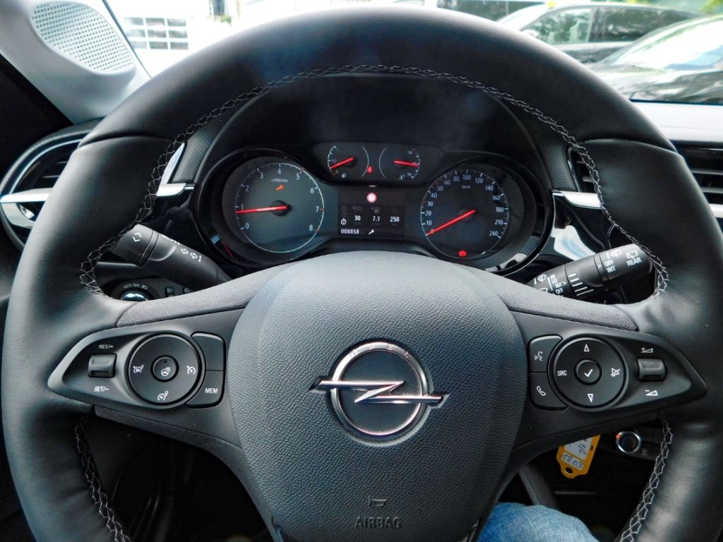 Fahrzeugabbildung Opel Corsa F Edition 1.2 Turbo Kamera Sitzhzg Ganzjah
